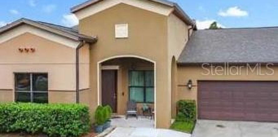 House in Kissimmee, Florida 5 bedrooms, 209.22 sq.m. № 2267064