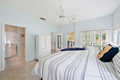 House in Jupiter, Florida 2 bedrooms, 111.48 sq.m. № 2242330 - photo 14