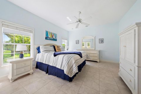 House in Jupiter, Florida 2 bedrooms, 111.48 sq.m. № 2242330 - photo 13
