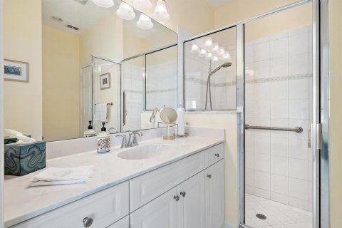 House in Jupiter, Florida 2 bedrooms, 111.48 sq.m. № 2242330 - photo 17