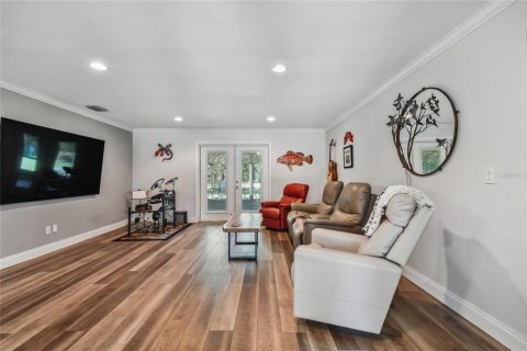 House in Seminole, Florida 3 bedrooms, 202.81 sq.m. № 1656712 - photo 11