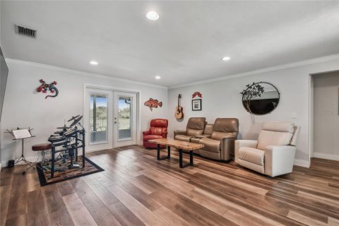House in Seminole, Florida 3 bedrooms, 202.81 sq.m. № 1656712 - photo 12
