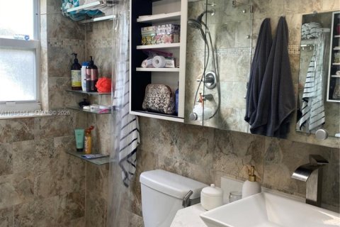 Снять в аренду кондоминиум в Холливуд, Флорида 1 спальня, 55.46м2, № 2001836 - фото 12