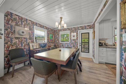 House in Sarasota, Florida 3 bedrooms, 102.19 sq.m. № 1914096 - photo 16