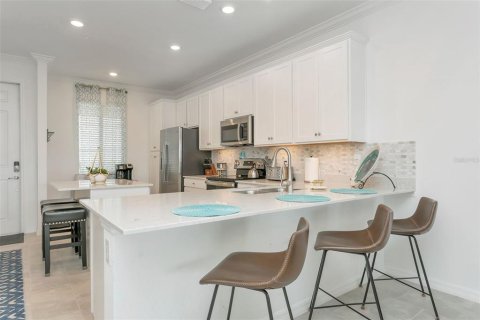 Copropriété à vendre à Bradenton, Floride: 2 chambres, 104.14 m2 № 2141425 - photo 13