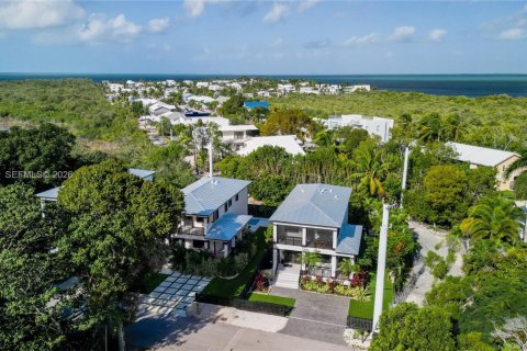 Casa en venta en Key Largo, Florida, 3 dormitorios, 179.86 m2 № 2055480 - foto 30
