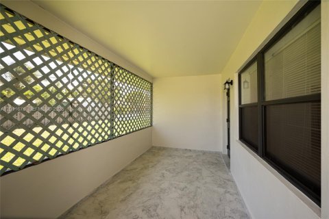 Casa en alquiler en Palmetto Bay, Florida, 2 dormitorios, 88.26 m2 № 2074865 - foto 6