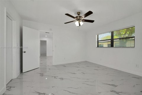 Casa en alquiler en Palmetto Bay, Florida, 2 dormitorios, 88.26 m2 № 2074865 - foto 21