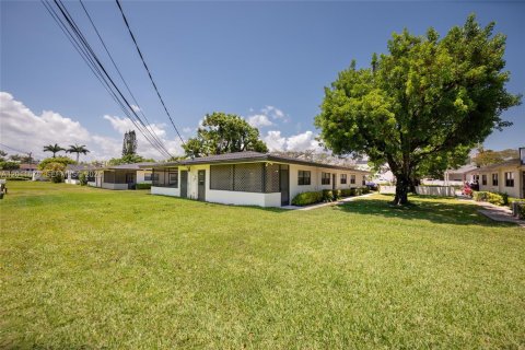 Casa en alquiler en Palmetto Bay, Florida, 2 dormitorios, 88.26 m2 № 2074865 - foto 28