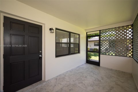 Casa en alquiler en Palmetto Bay, Florida, 2 dormitorios, 88.26 m2 № 2074865 - foto 5