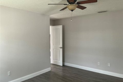 Villa ou maison à louer à Largo, Floride: 3 chambres, 126.07 m2 № 1886334 - photo 9