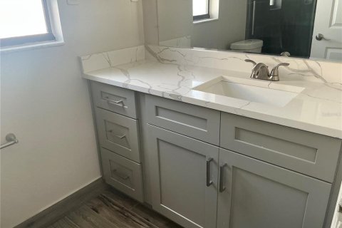 Villa ou maison à louer à Largo, Floride: 3 chambres, 126.07 m2 № 1886334 - photo 12