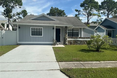 Villa ou maison à louer à Largo, Floride: 3 chambres, 126.07 m2 № 1886334 - photo 2