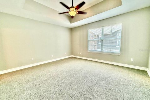 Townhouse in Tampa, Florida 3 bedrooms, 175.4 sq.m. № 1911145 - photo 18