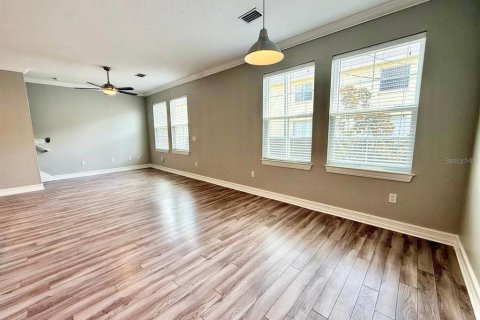 Townhouse in Tampa, Florida 3 bedrooms, 175.4 sq.m. № 1911145 - photo 13