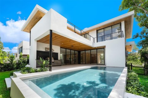 Villa ou maison à vendre à Miami, Floride: 5 chambres, 347.08 m2 № 1930270 - photo 9