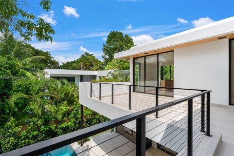 Villa ou maison à vendre à Miami, Floride: 5 chambres, 347.08 m2 № 1930270 - photo 17