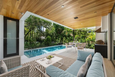 Villa ou maison à vendre à Miami, Floride: 5 chambres, 347.08 m2 № 1930270 - photo 5