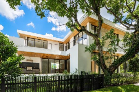 Villa ou maison à vendre à Miami, Floride: 5 chambres, 347.08 m2 № 1930270 - photo 20