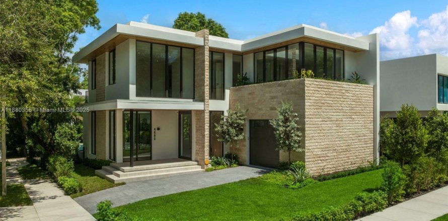 Villa ou maison à Miami, Floride 5 chambres, 347.08 m2 № 1930270