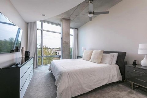 Condominio en alquiler en Orlando, Florida, 3 dormitorios, 175.03 m2 № 1887133 - foto 13