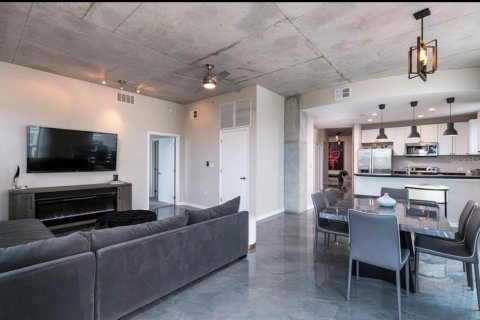 Condominio en alquiler en Orlando, Florida, 3 dormitorios, 175.03 m2 № 1887133 - foto 11