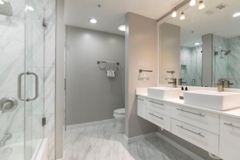 Condominio en alquiler en Orlando, Florida, 3 dormitorios, 175.03 m2 № 1887133 - foto 24