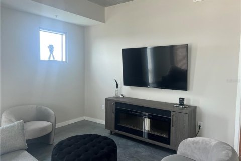 Condominio en alquiler en Orlando, Florida, 3 dormitorios, 175.03 m2 № 1887133 - foto 12