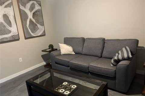 Condominio en alquiler en Orlando, Florida, 3 dormitorios, 175.03 m2 № 1887133 - foto 7