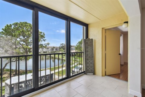 Condominio en alquiler en Saint Petersburg, Florida, 2 dormitorios, 92.9 m2 № 1851140 - foto 27