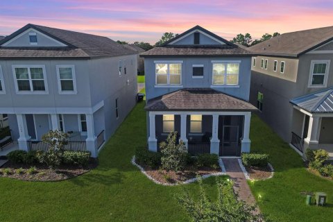 Casa en venta en Orlando, Florida, 3 dormitorios, 170.75 m2 № 1877194 - foto 2