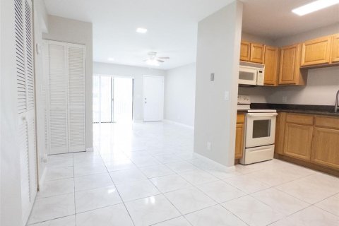 Copropriété à vendre à Coral Springs, Floride: 2 chambres, 80.82 m2 № 2262020 - photo 5