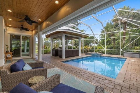 House in Vero Beach, Florida 4 bedrooms, 238.02 sq.m. № 2396473 - photo 4