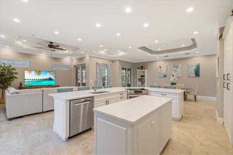 House in Vero Beach, Florida 4 bedrooms, 238.02 sq.m. № 2396473 - photo 15