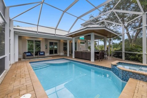 House in Vero Beach, Florida 4 bedrooms, 238.02 sq.m. № 2396473 - photo 5