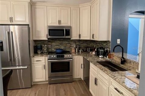 Adosado en alquiler en Pinellas Park, Florida, 2 dormitorios, 117.89 m2 № 1910215 - foto 3