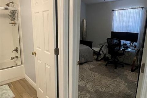 Adosado en alquiler en Pinellas Park, Florida, 2 dormitorios, 117.89 m2 № 1910215 - foto 14