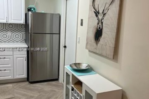 Condominio en venta en Oakland Park, Florida, 1 dormitorio, 65.87 m2 № 1374376 - foto 9