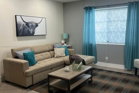 Condominio en venta en Oakland Park, Florida, 1 dormitorio, 65.87 m2 № 1374376 - foto 3