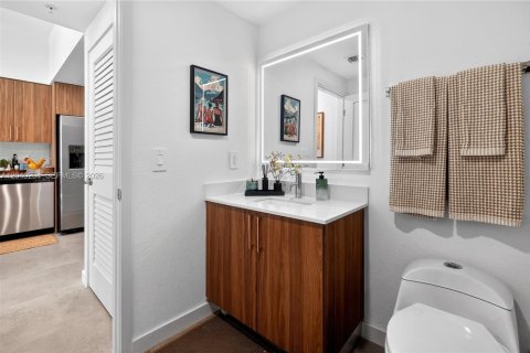Villa ou maison à louer à Hollywood, Floride: 1 chambre № 2087335 - photo 24