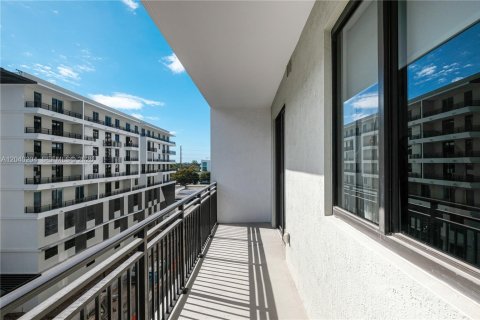 Villa ou maison à louer à Hollywood, Floride: 1 chambre № 2087335 - photo 28