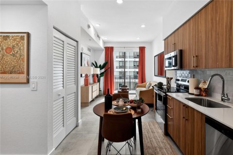 Villa ou maison à louer à Hollywood, Floride: 1 chambre № 2087335 - photo 16