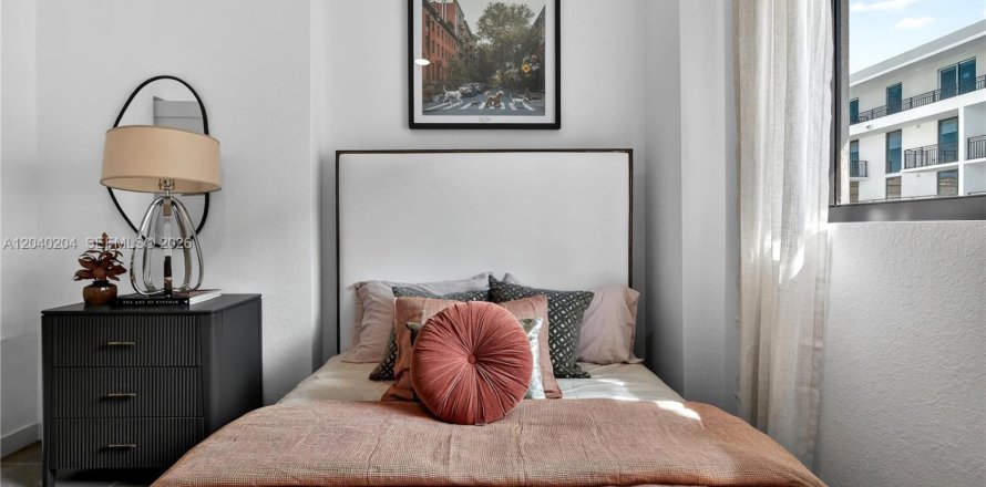 Villa ou maison à Hollywood, Floride 1 chambre № 2087335