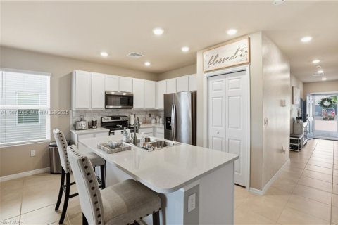 Villa ou maison à vendre à Naples, Floride: 3 chambres № 1964245 - photo 4