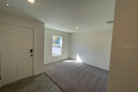House in Palm Coast, Florida 4 bedrooms, 167.78 sq.m. № 1516020 - photo 2