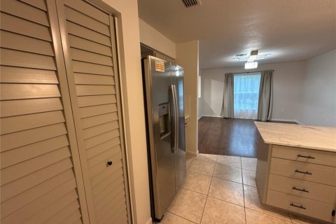 Villa ou maison à louer à Ocala, Floride: 3 chambres, 146.14 m2 № 2157380 - photo 5