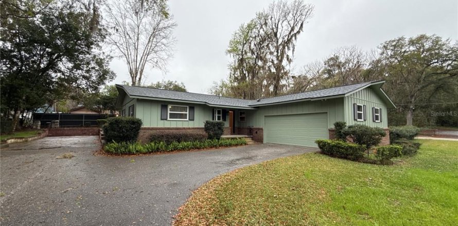 Villa ou maison à Ocala, Floride 3 chambres, 146.14 m2 № 2157380