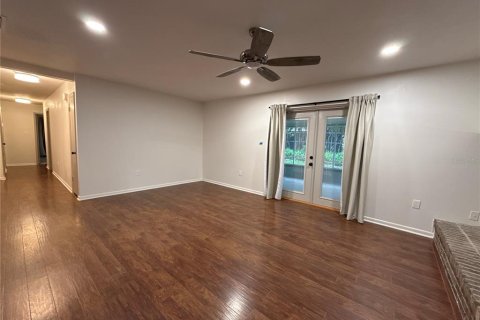 Villa ou maison à louer à Ocala, Floride: 3 chambres, 146.14 m2 № 2157380 - photo 6