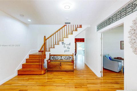 Купить виллу или дом в Хомстед, Флорида 7 спален, 306.02м2, № 1971135 - фото 7