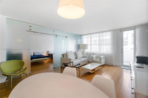 Снять в аренду кондоминиум в Майами-Бич, Флорида 1 спальня, 82.68м2, № 1957956 - фото 6